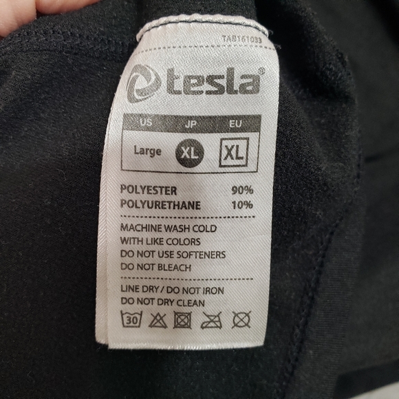 Tesla Mens Black On Black Compression Shirts XL - Picture 6 of 15